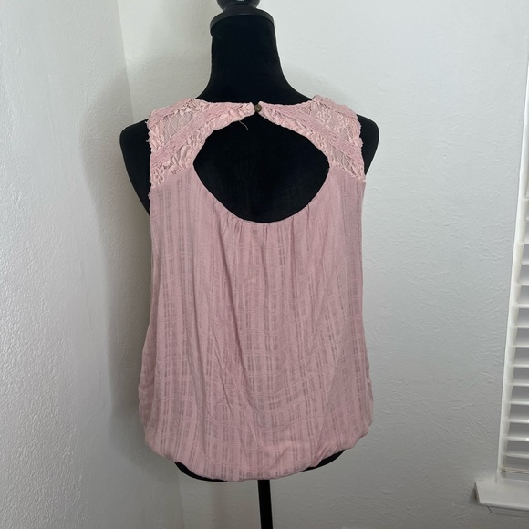 Coco + Jaimeson Pink Tank Top Size Large - Picture 2 of 4